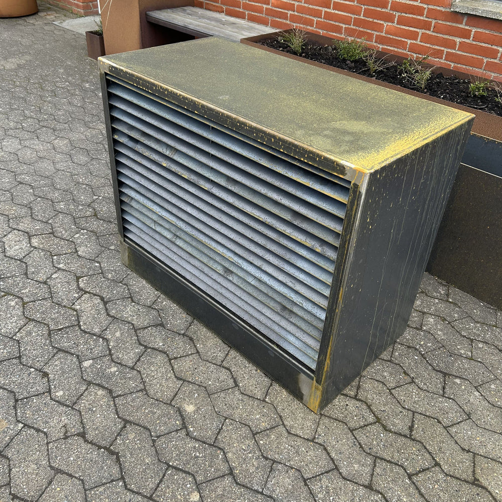 Wärmepumpenabdeckung aus Cortenstahl, geriffeltes Modell