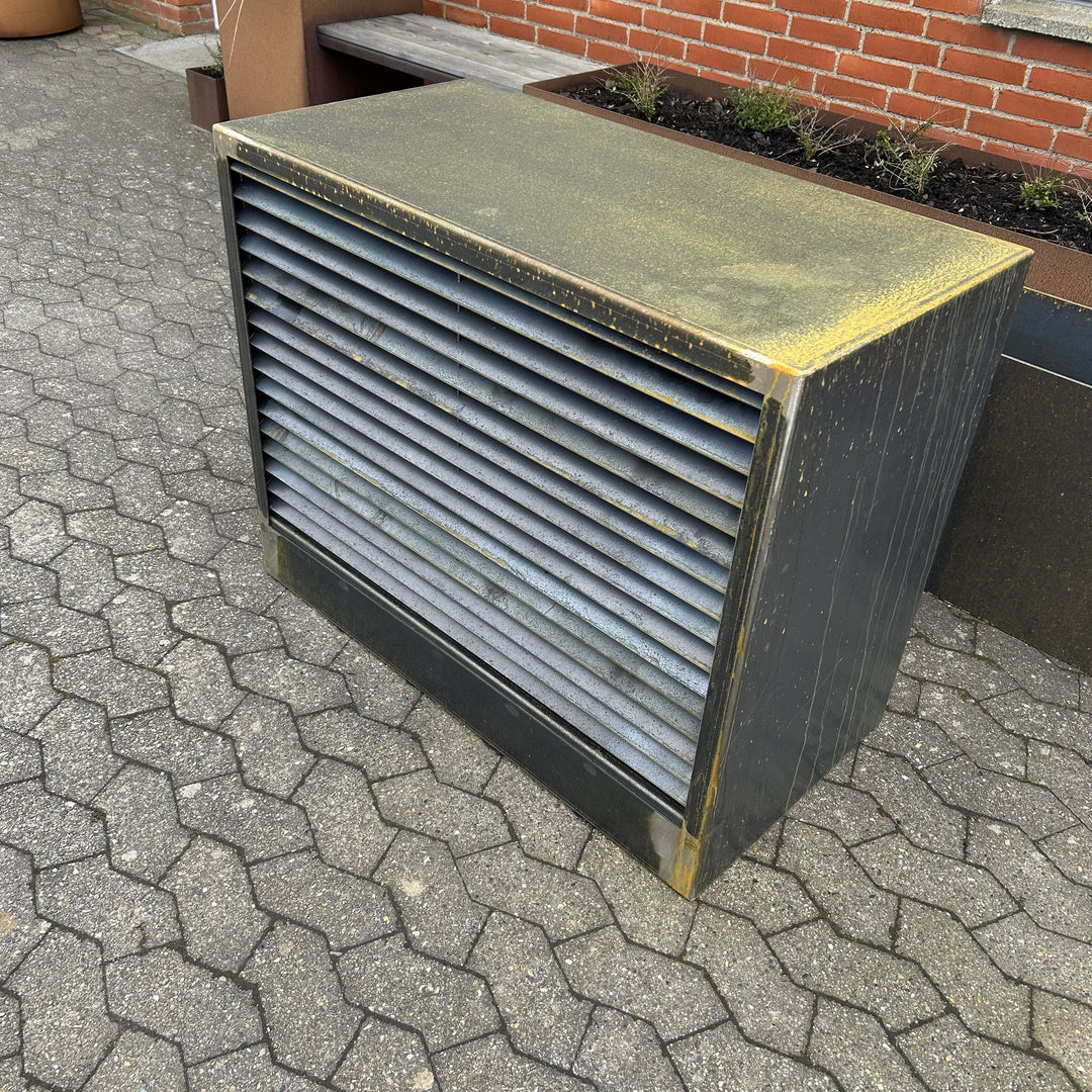 Wärmepumpenabdeckung aus Cortenstahl, geriffeltes Modell