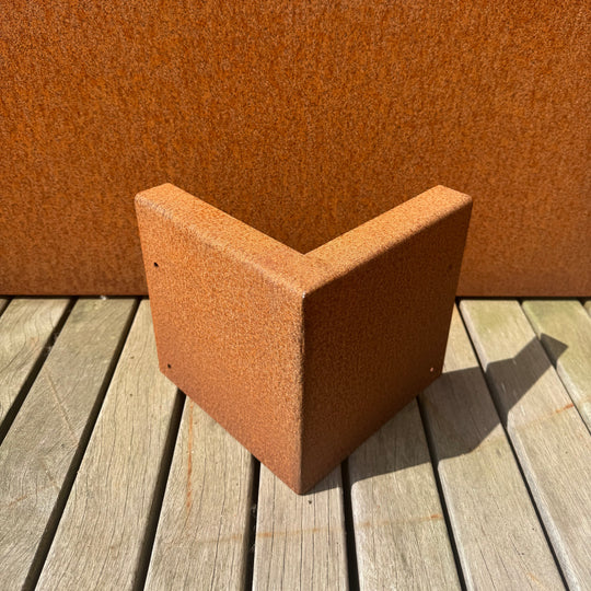 Ecke für Beeteinfassung mit gebogener Kante