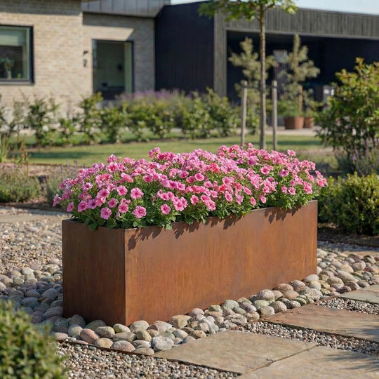 Maßgeschneiderte Bestellung: Hochbeete mit Boden aus 6mm Cortenstahl - exklusives Modell