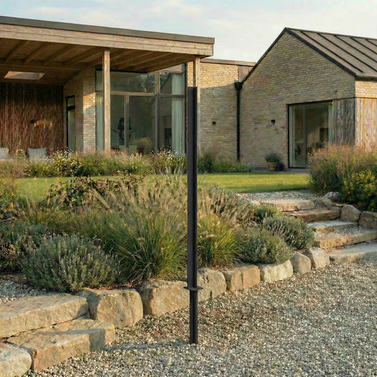 Zaunpfosten aus lackiertem Stahl