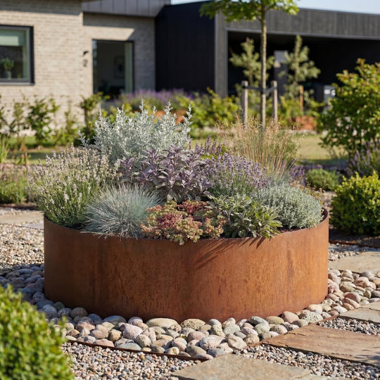 Maßgeschneiderte Bestellung: Runde Beeteinfassung aus 3mm Cortenstahl