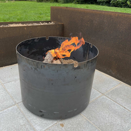 Feuerstelle aus Cortenstahl